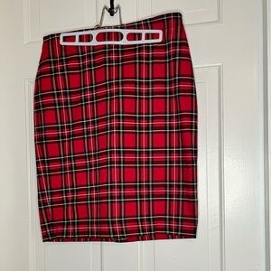 NWT J Crew Factory pencil skirt, tartan plaid, size 4